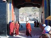 ������ �� ����� � ��������� ��������� (Tashilunpo Monastery)