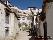 ������ ������ (Potala)